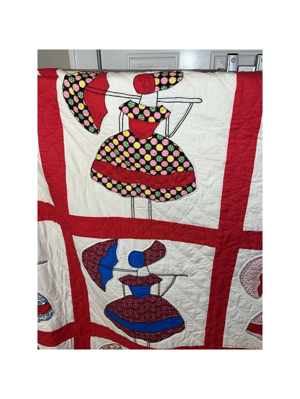 Southern Belle / Sunbonnet Sue Quilt Hand Quilted 76”x 99” Full / Queen Amazing